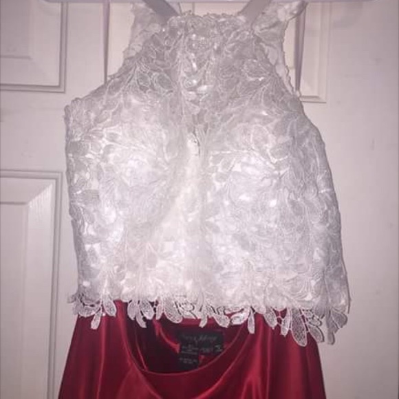 Prom Dress - Picture 2 of 3